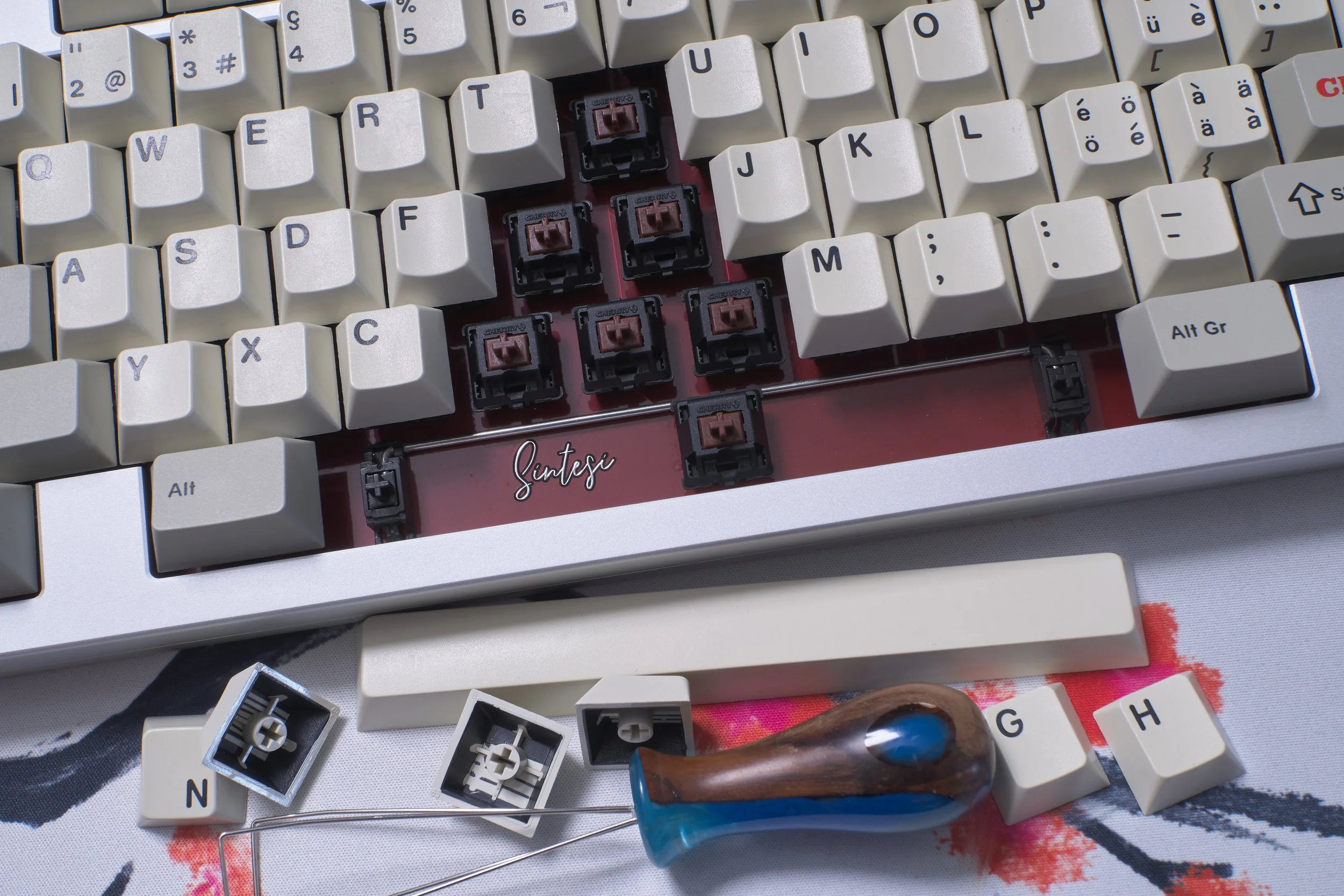 Merisi x Mechlovin Sintesi — Lightning Keyboards